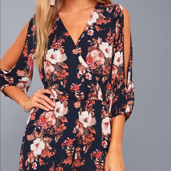 Lulu's Dresses & Skirts - LUCK&LOVE NAVY FLORAL PRINT LONG SLEEVE ROMPER Lulu's Dresses & Skirts - LUCK&LOVE NAVY FLORAL PRINT LONG SLEEVE ROMPER